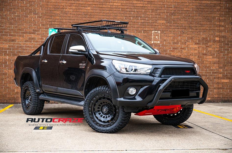 TOYOTA HILUX N80 4WD ZEPHYR MATTE BLACK